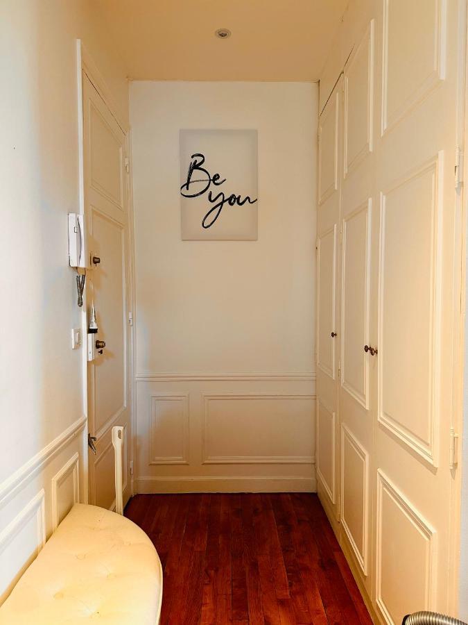 Cosy Appartement Avec Vue Tour Eiffel Paris Extérieur photo